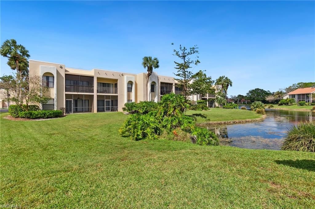 3327 Olympic Dr, Unit 526, Naples, FL 34105 Photo