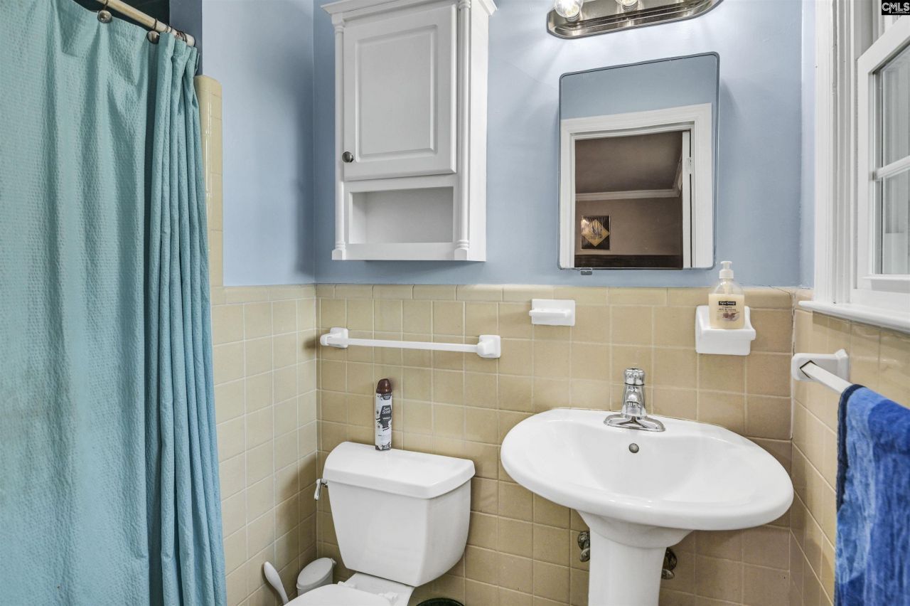 906 Brantley Street Photo 14