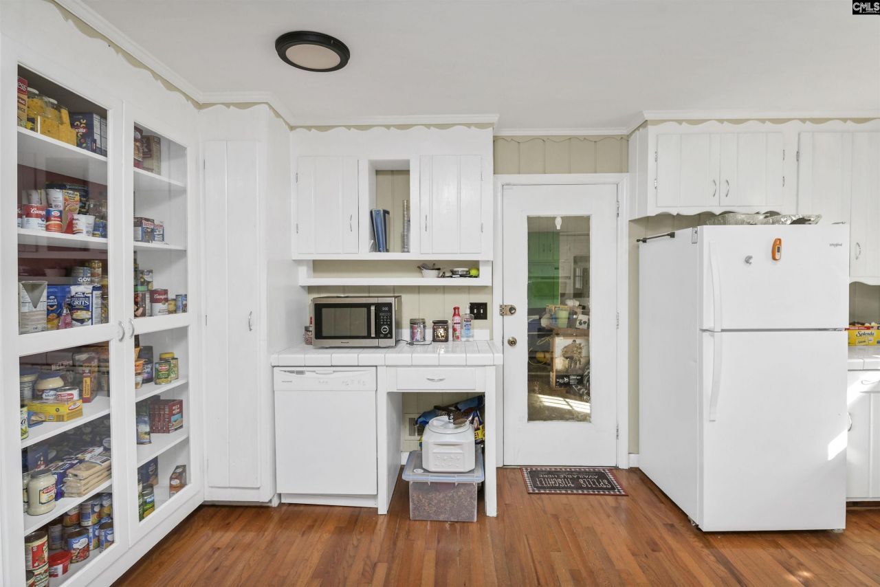 906 Brantley Street Photo 22