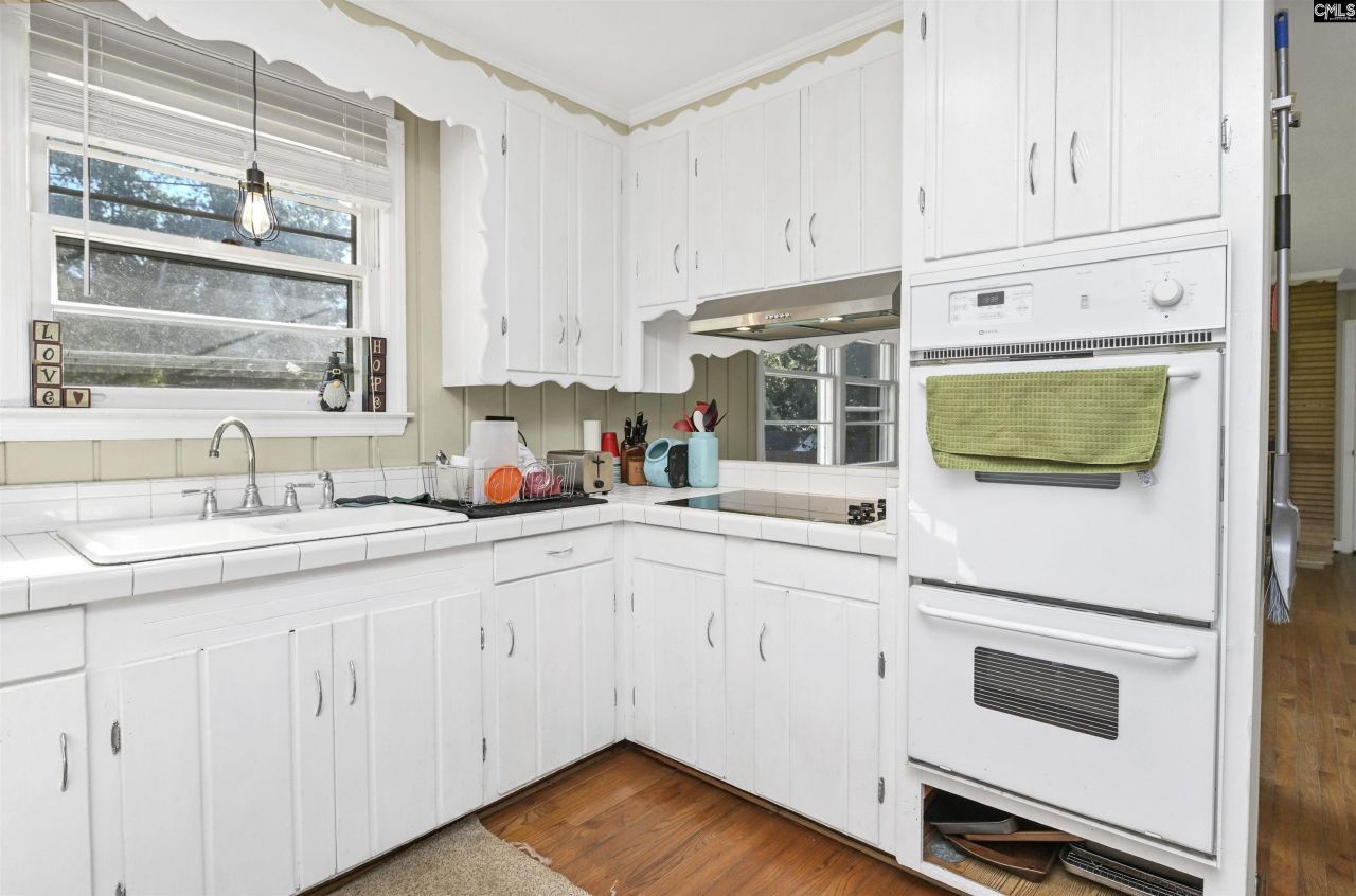 906 Brantley Street Photo 26