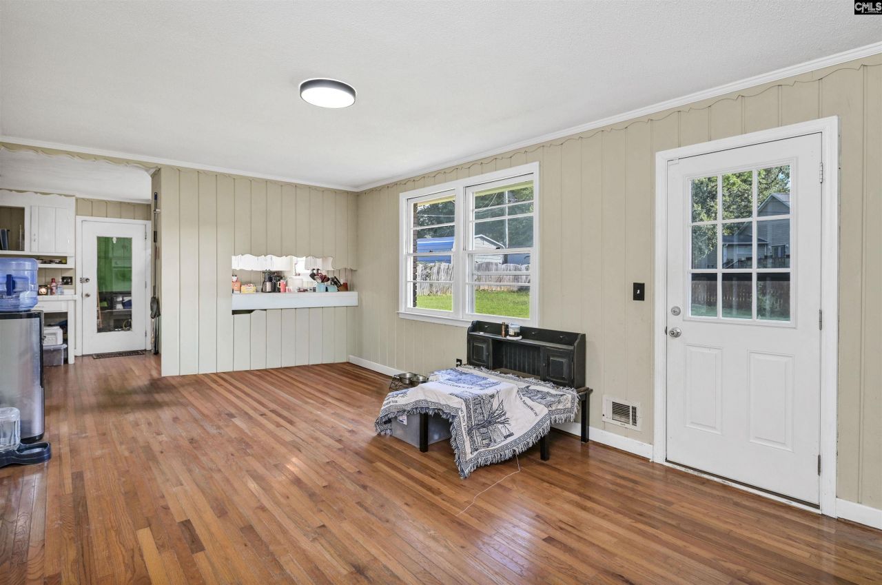 906 Brantley Street Photo 28