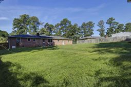 906 Brantley Street photo 4