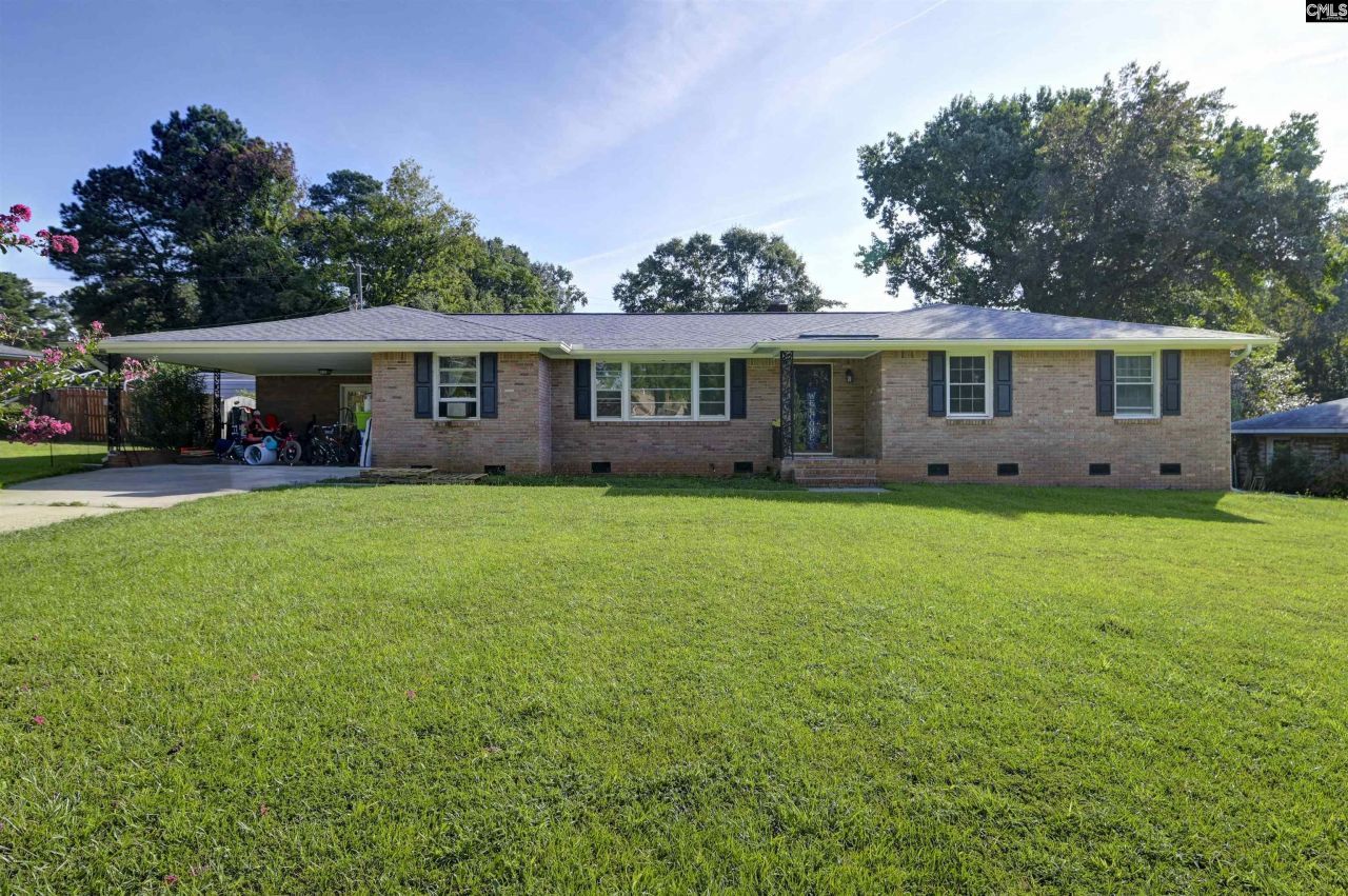 906 Brantley Street Photo 7