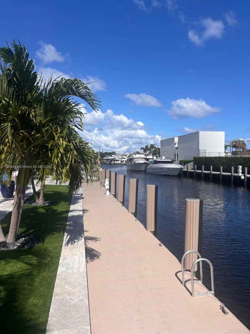 4220 NE 27th Ave, Lighthouse Point, FL 33064 Photo