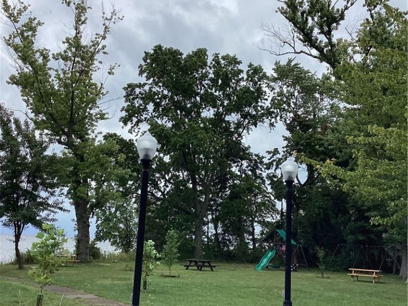 317 Groveland Club Drive, Cleveland, OH 44110 Photo 2