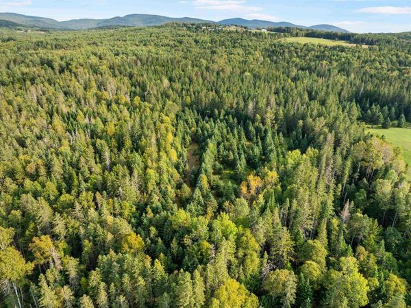 Harrys Way, Colebrook, NH 03576