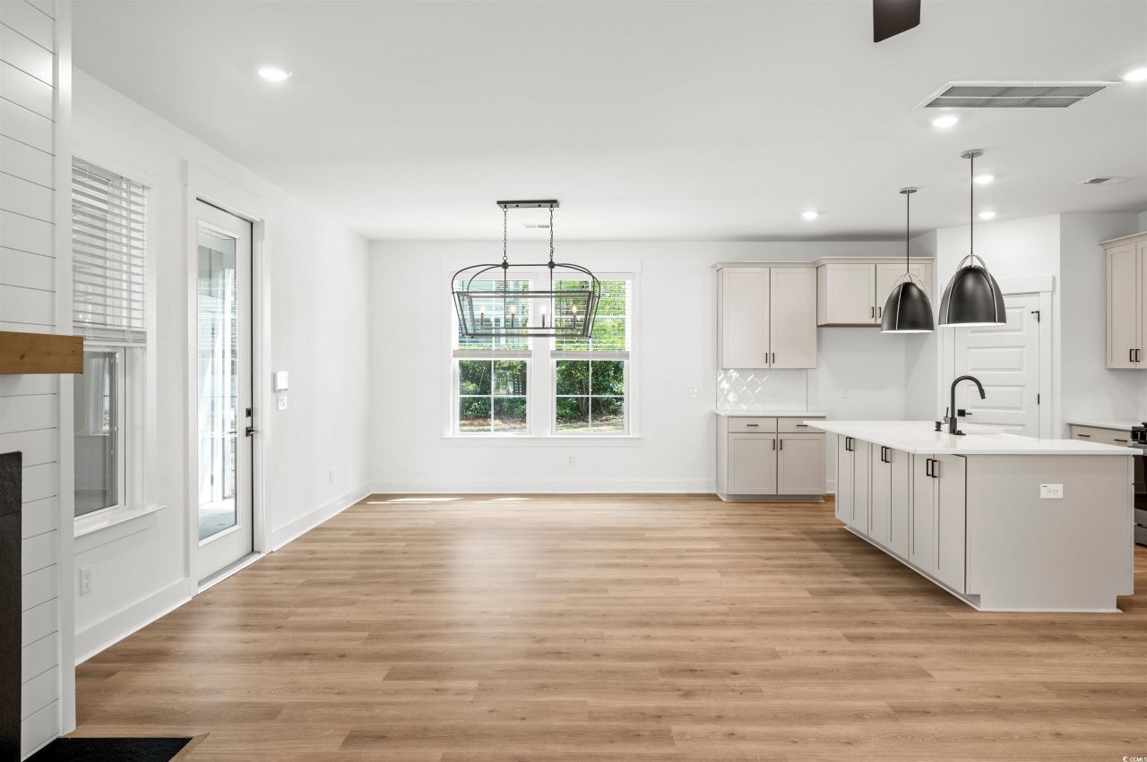 67 Bridgeview Rd. Photo 3