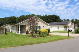 1013 Autumn Dr. photo 4