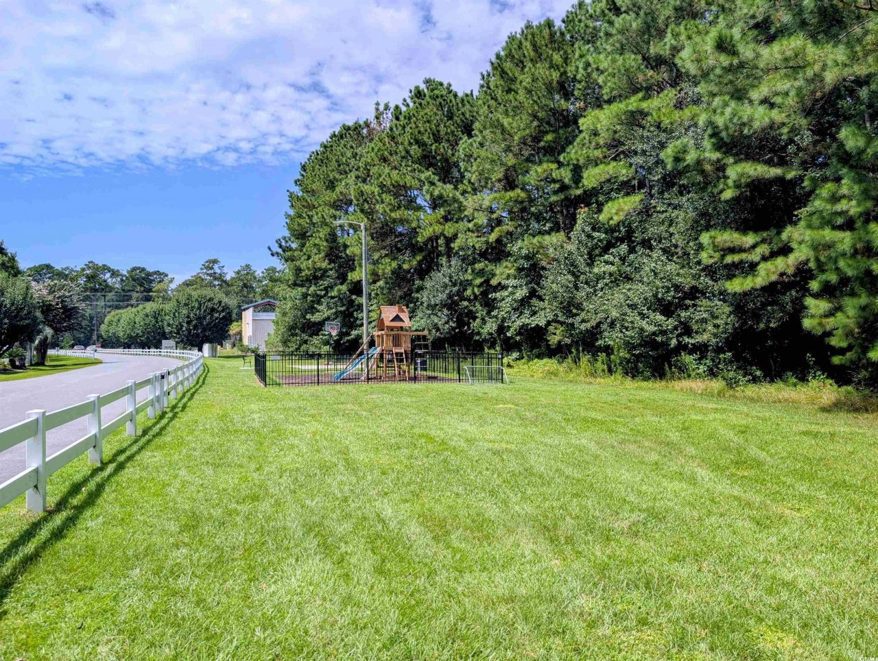 1013 Autumn Dr. Photo 30