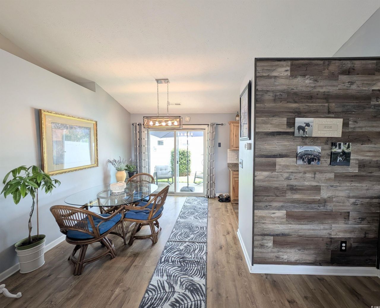 1013 Autumn Dr. Photo 9