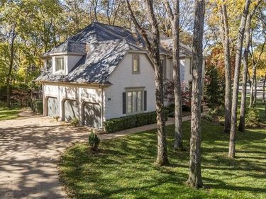 16800 S Country Club Drive, Loch Lloyd, MO 64012