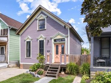 19 Lawrence Place, Buffalo, NY 14213