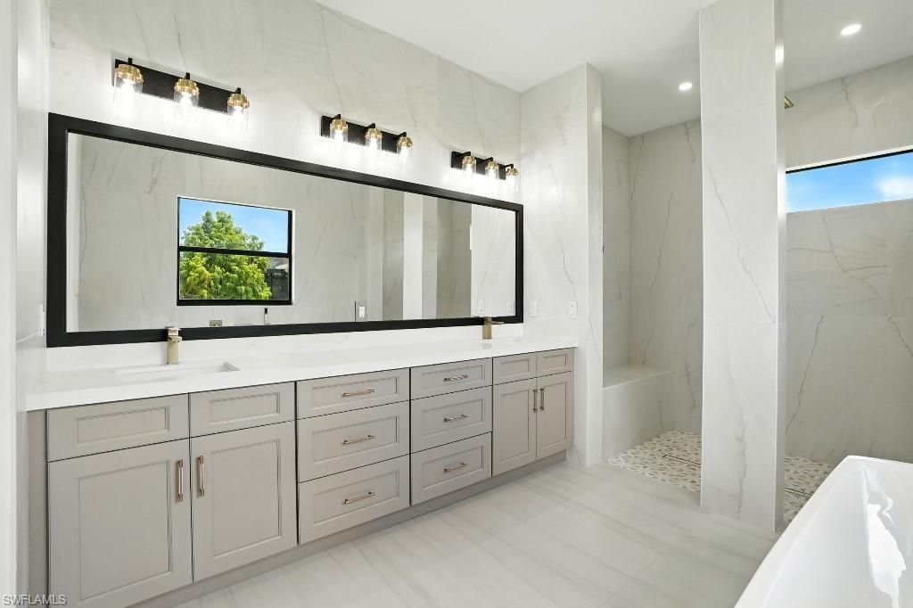 11853 Princess Grace Ct, Cape Coral, FL 33991 Photo