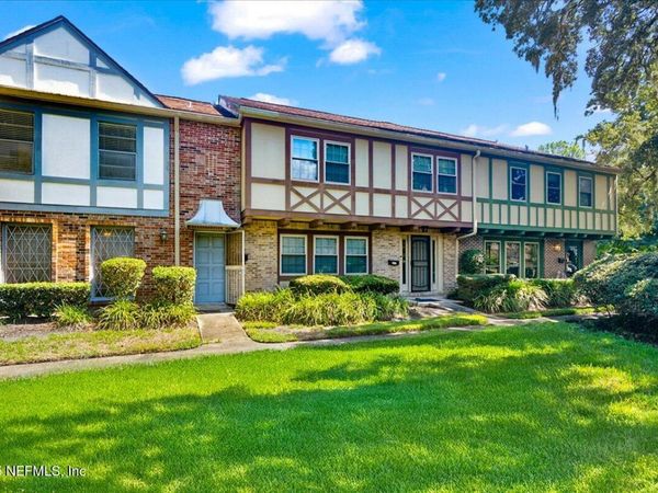 8150 SUTTON Place E, Jacksonville, FL 32217