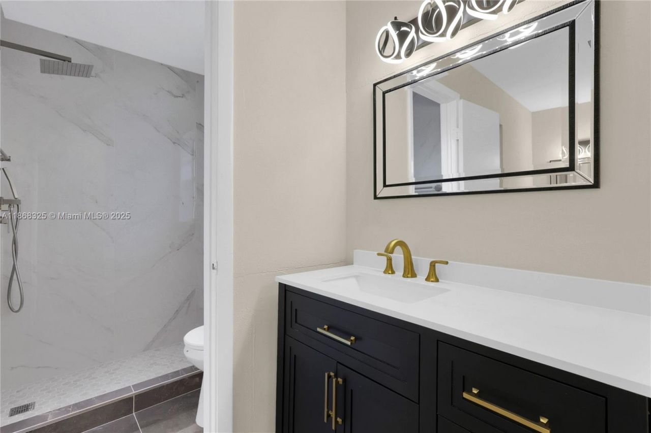 5128 SW 123rd Ave, Cooper City, FL 33330 Photo