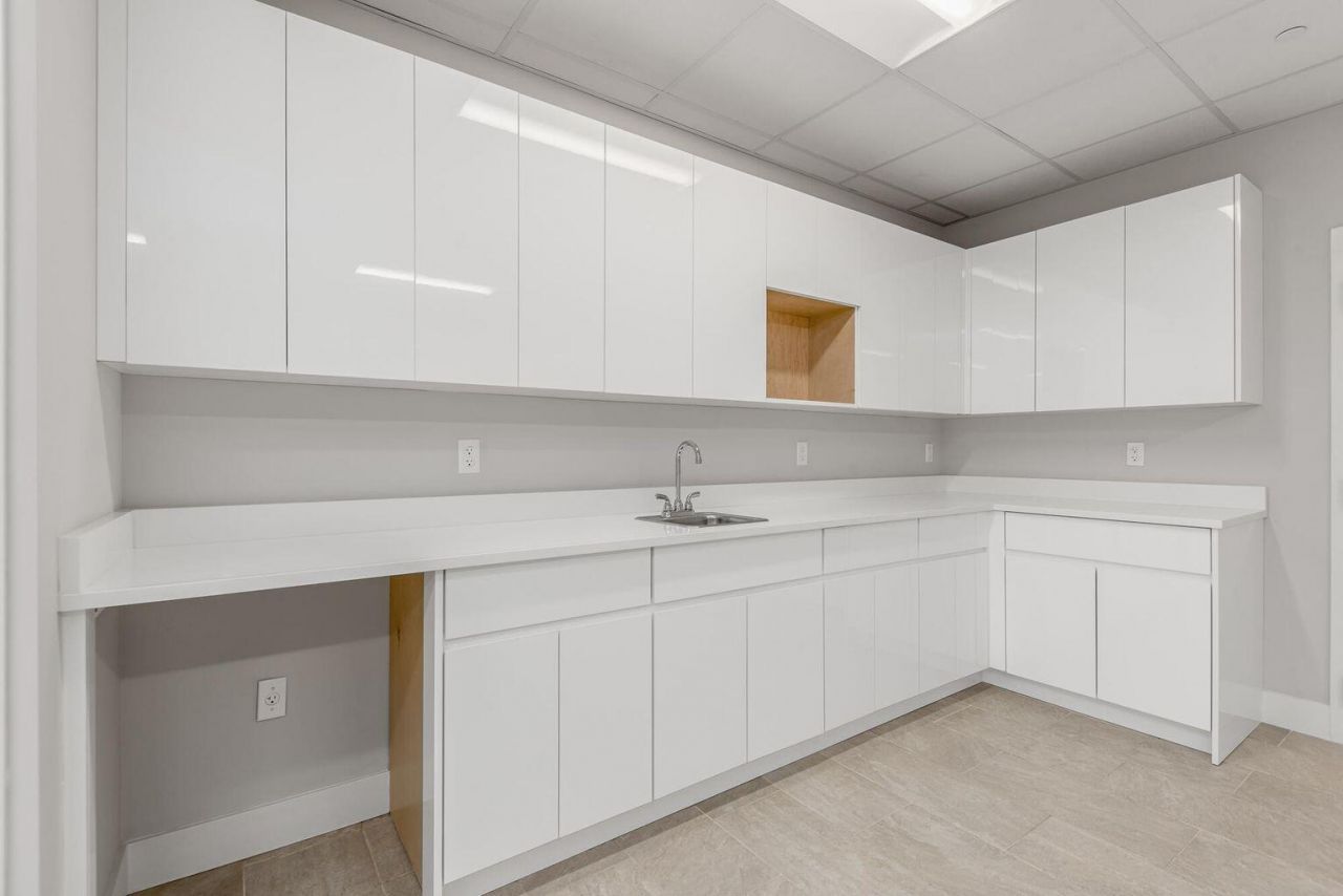 41 SW Seminole Street, Unit 210, Stuart, FL 34994 Photo