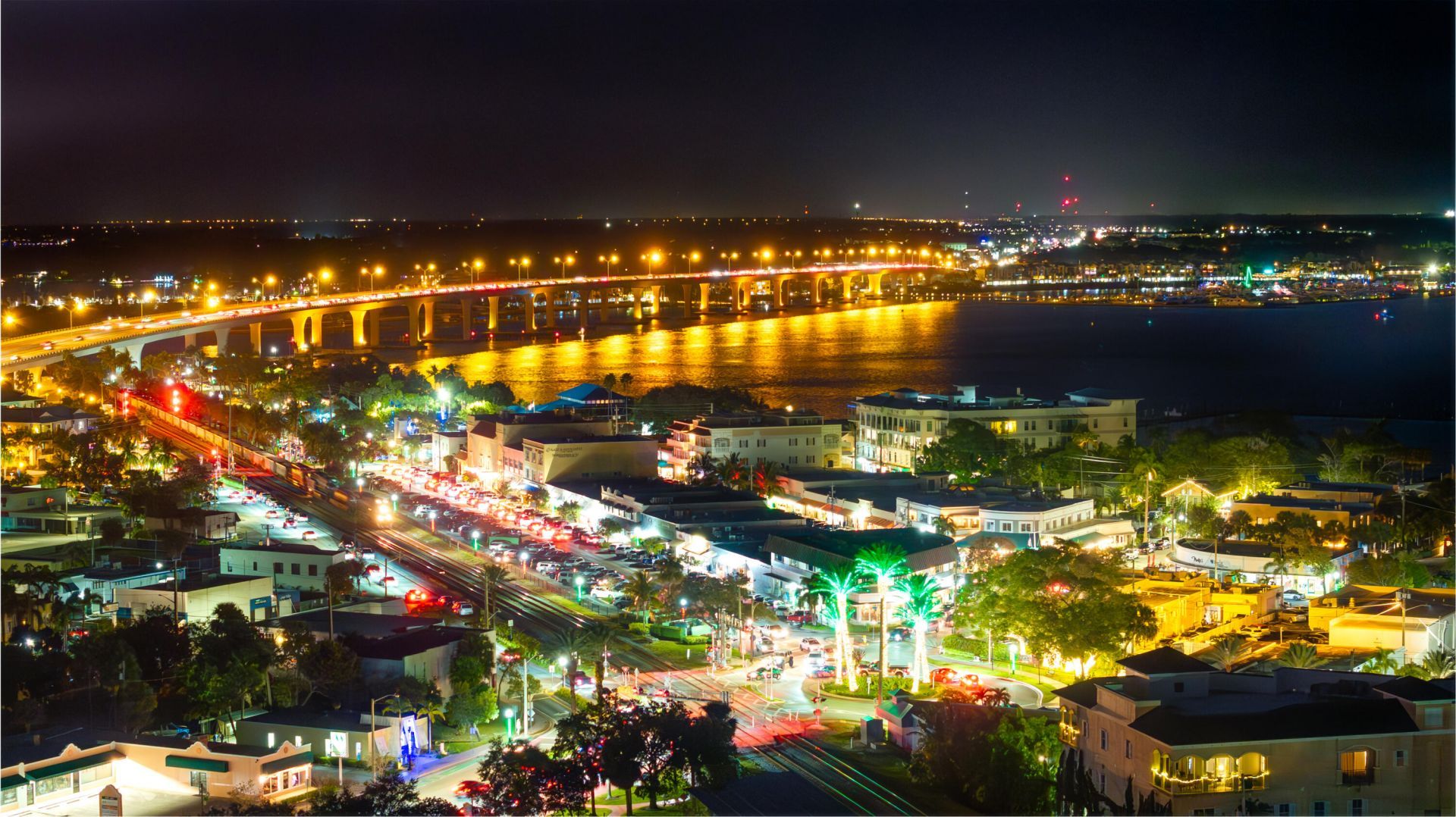 41 SW Seminole Street, Unit 210, Stuart, FL 34994 Photo