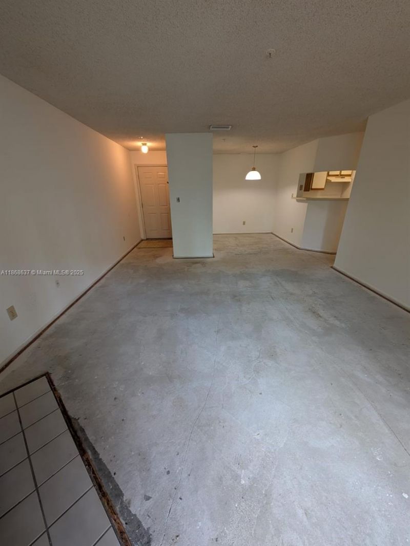 199 Afton Square, Unit 208, Altamonte Springs, FL 32714 Photo