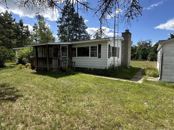 3048 S Wakeley Bridge Road, Grayling, MI 49738