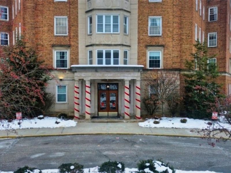 13800 Fairhill Road, Unit 207, Cleveland, OH 44120 Photo 34