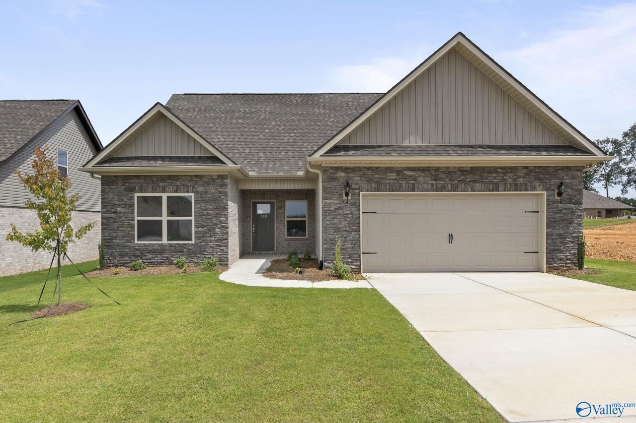 189 Pennington Avenue, Huntsville, AL 35811 Main Photo
