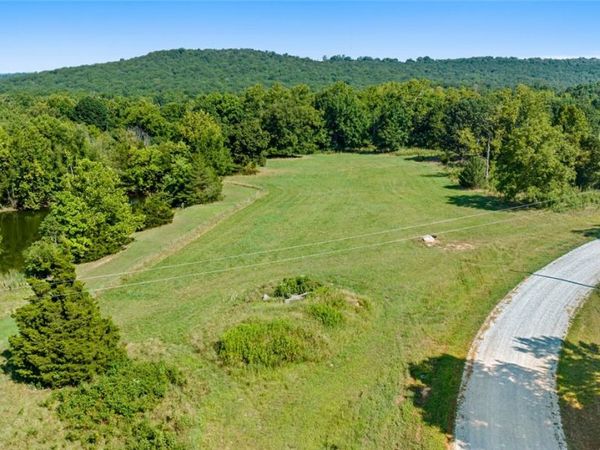 708 E Bowen Boulevard , Unit Lot 11, Fayetteville, AR 72703