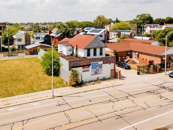 3939 3rd Street, Detroit, MI 48201