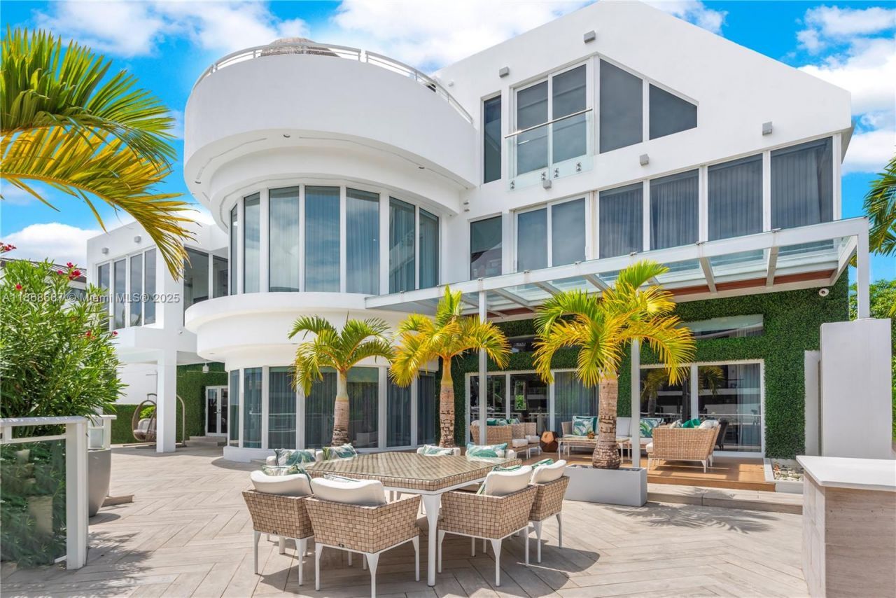 1319 Seminole Dr, Fort Lauderdale, FL 33304 Photo