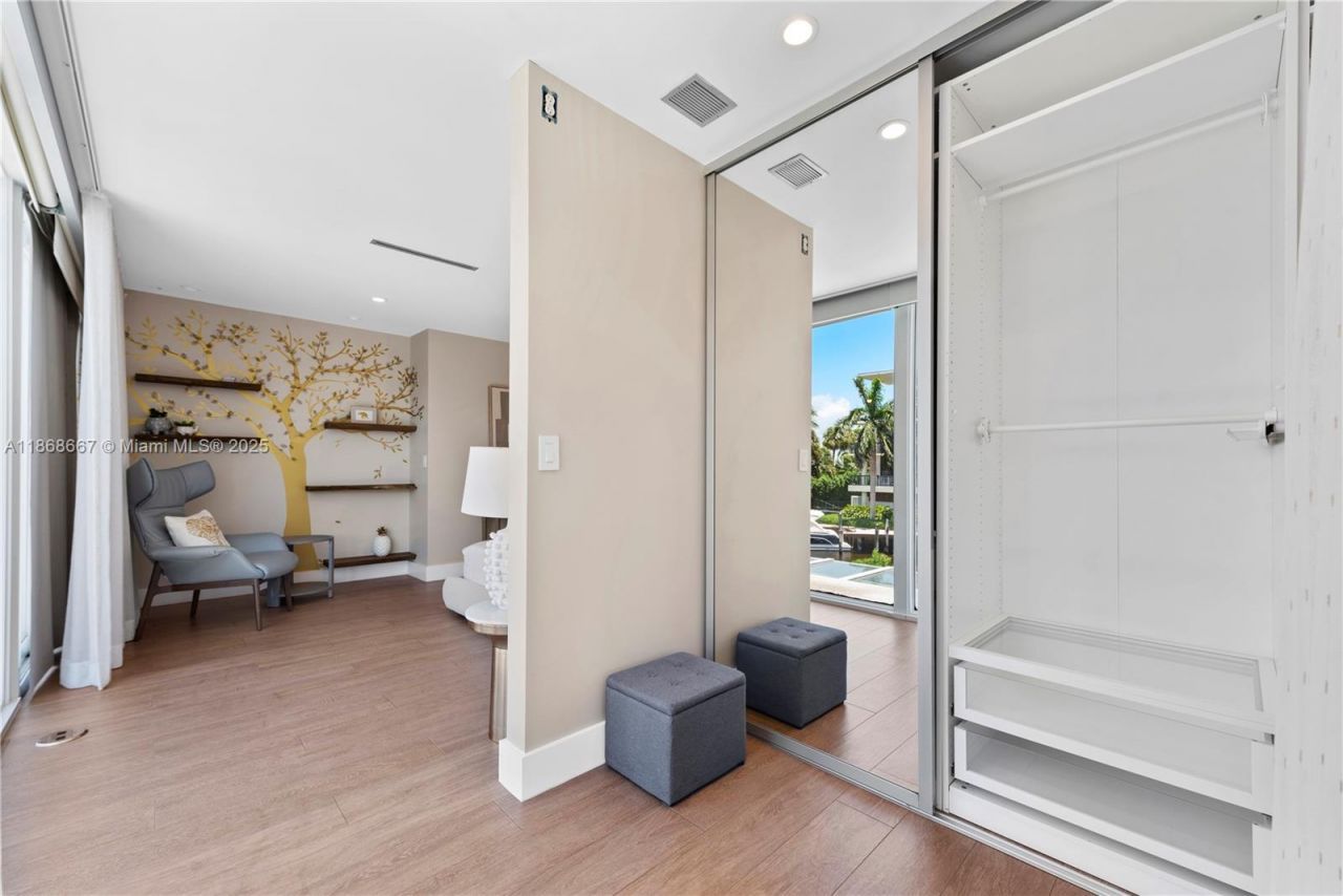 1319 Seminole Dr, Fort Lauderdale, FL 33304 Photo