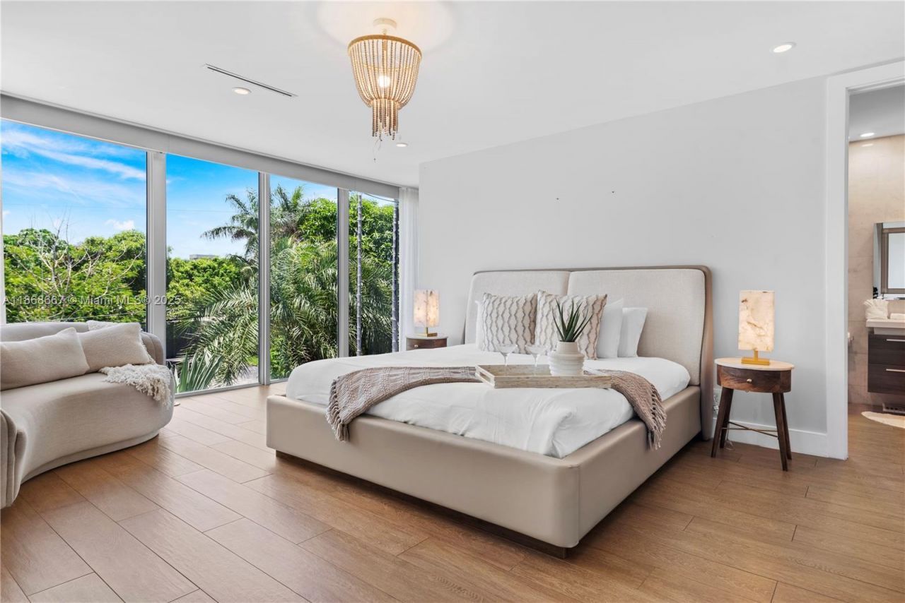 1319 Seminole Dr, Fort Lauderdale, FL 33304 Photo