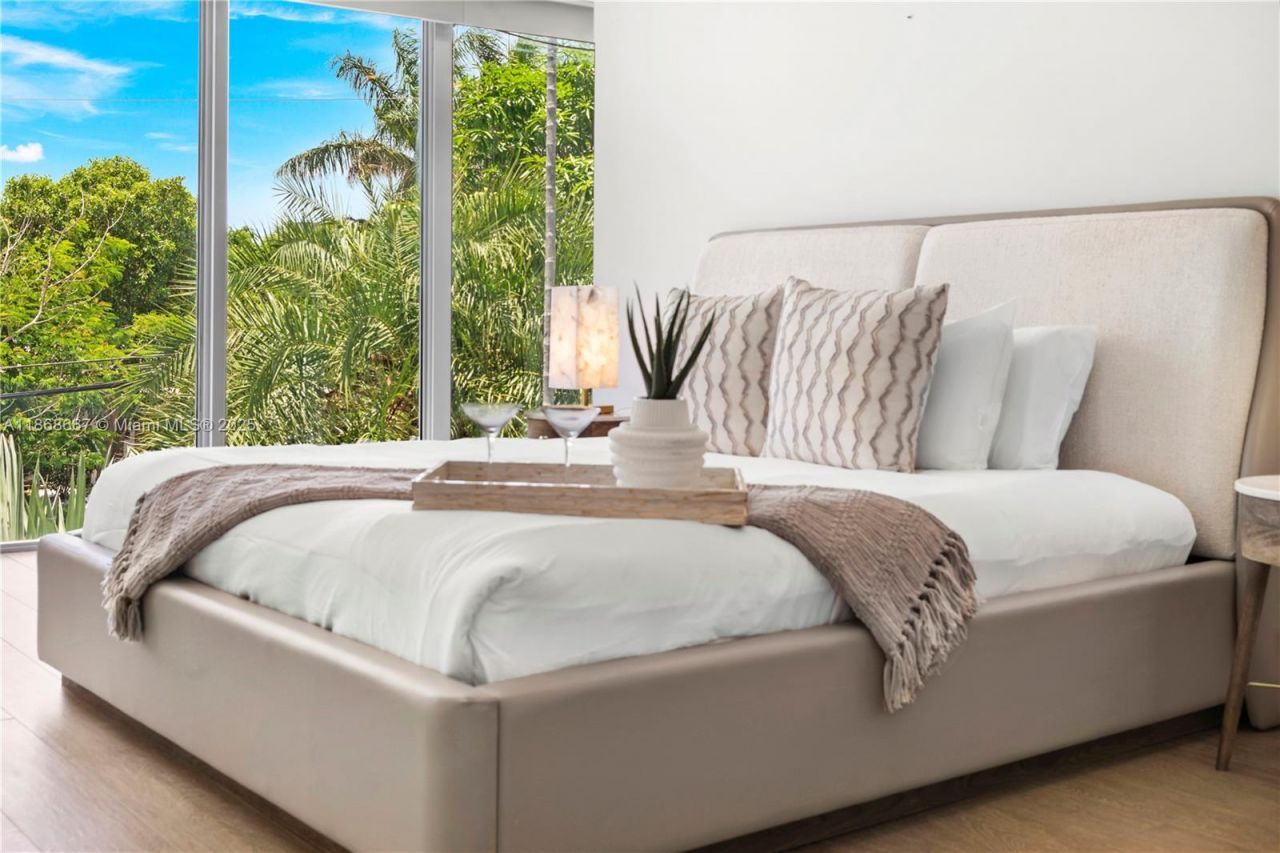 1319 Seminole Dr, Fort Lauderdale, FL 33304 Photo