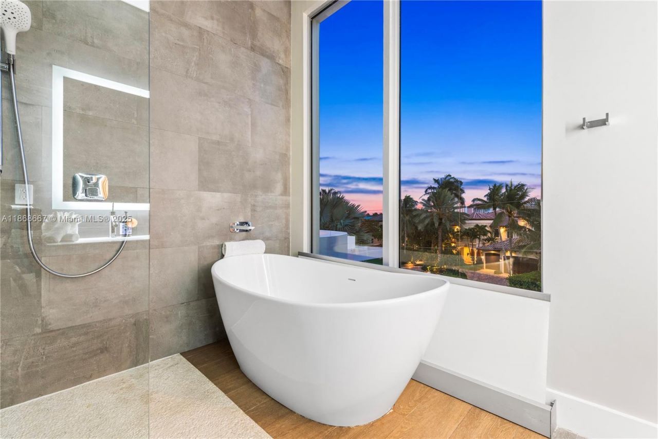 1319 Seminole Dr, Fort Lauderdale, FL 33304 Photo