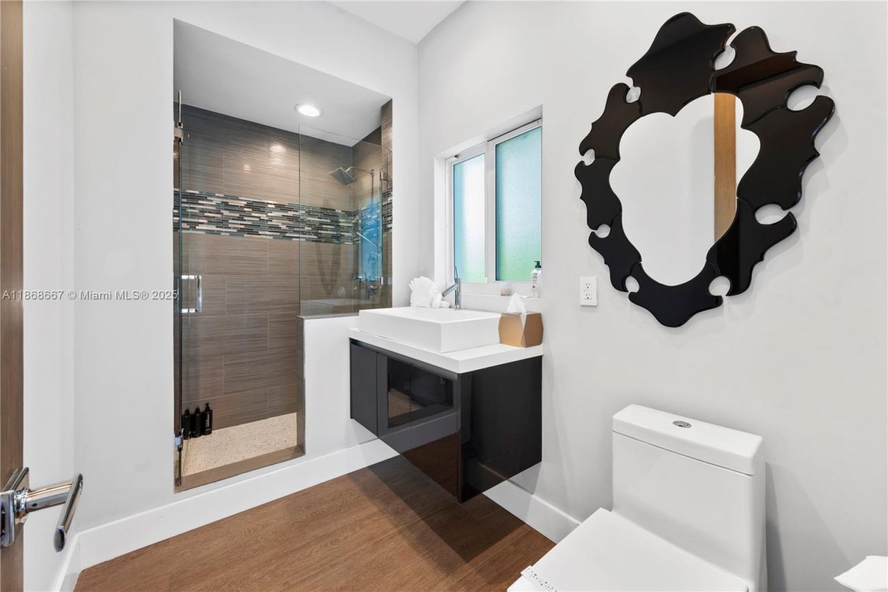 1319 Seminole Dr, Fort Lauderdale, FL 33304 Photo