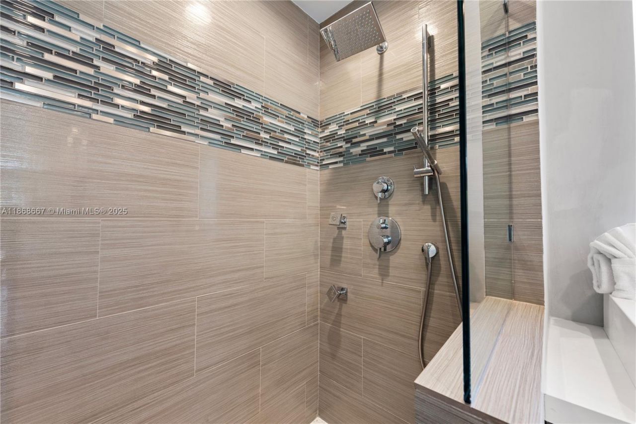 1319 Seminole Dr, Fort Lauderdale, FL 33304 Photo