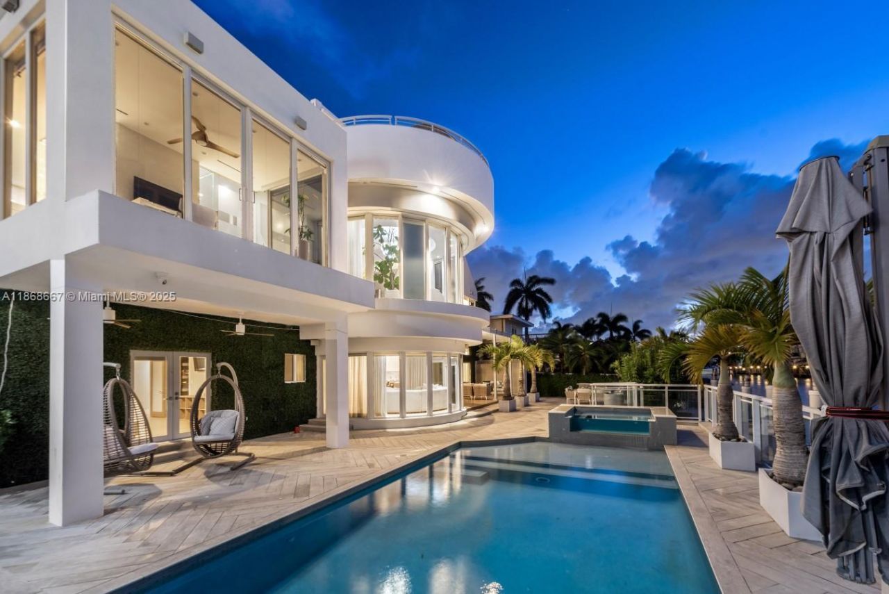 1319 Seminole Dr, Fort Lauderdale, FL 33304 Photo