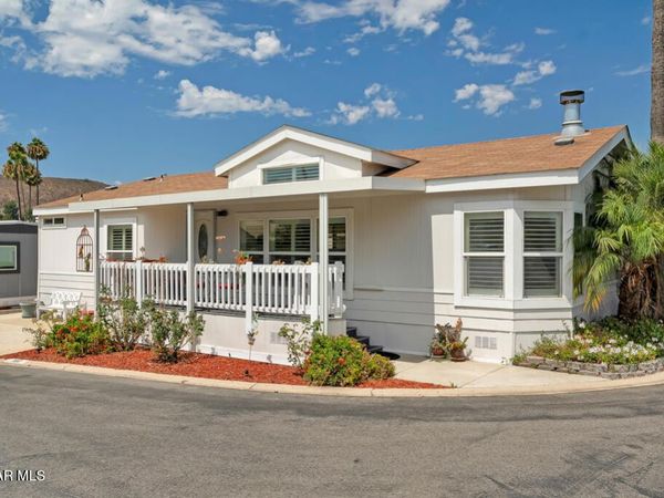 195 Tierra Rejada Road, Unit 180, Simi Valley, CA 93065