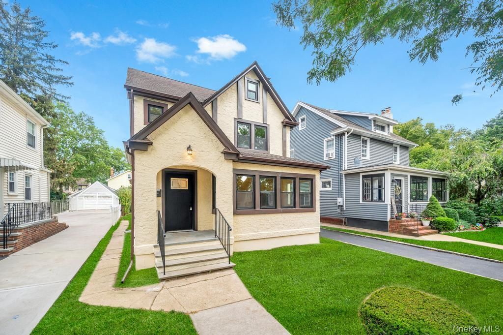 103 Calla Avenue, Floral Park, NY 11001 Main Photo