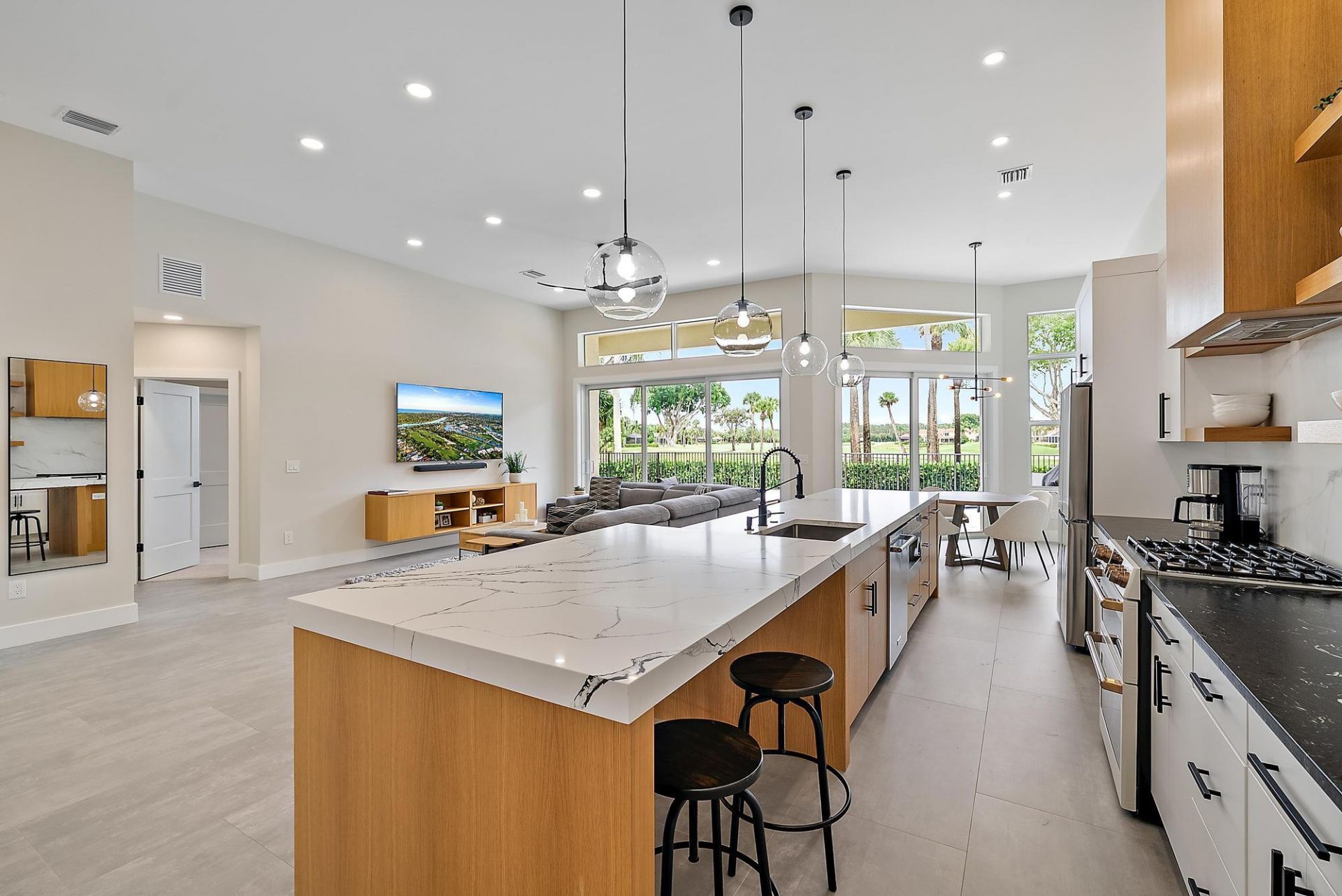 8630 Falcon Green Drive, West Palm Beach, FL 33412 Photo