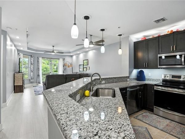 15256 Riverbend BLVD, Unit 105, NORTH FORT MYERS, FL 33917