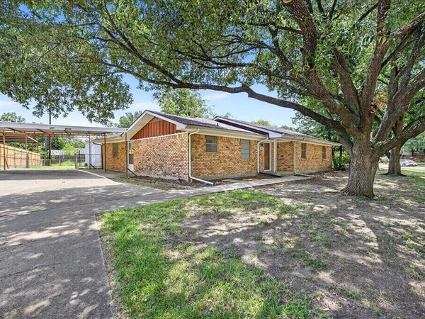 1207 Royal Drive, Kaufman, TX 75142