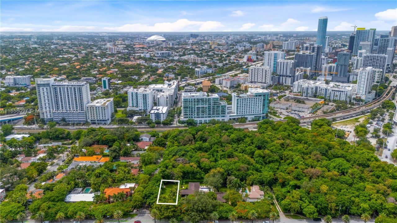 1644 S Miami Ave, Miami, FL 33129 Photo