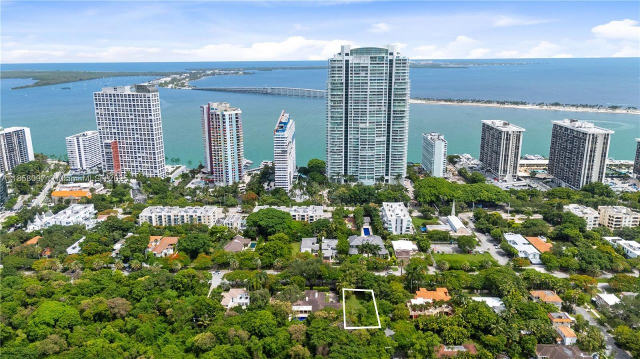 1644 S Miami Ave, Miami, FL 33129 Photo