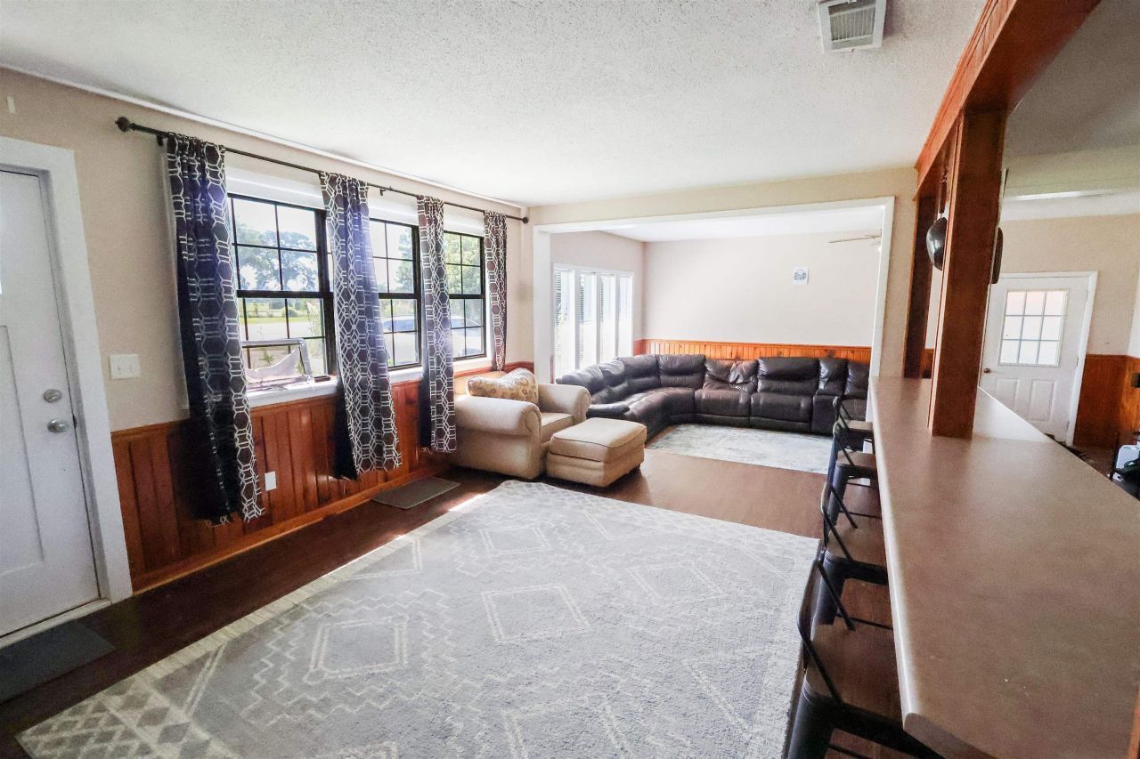12708 NW Pea Ridge Road, Bristol, FL 32321 Photo