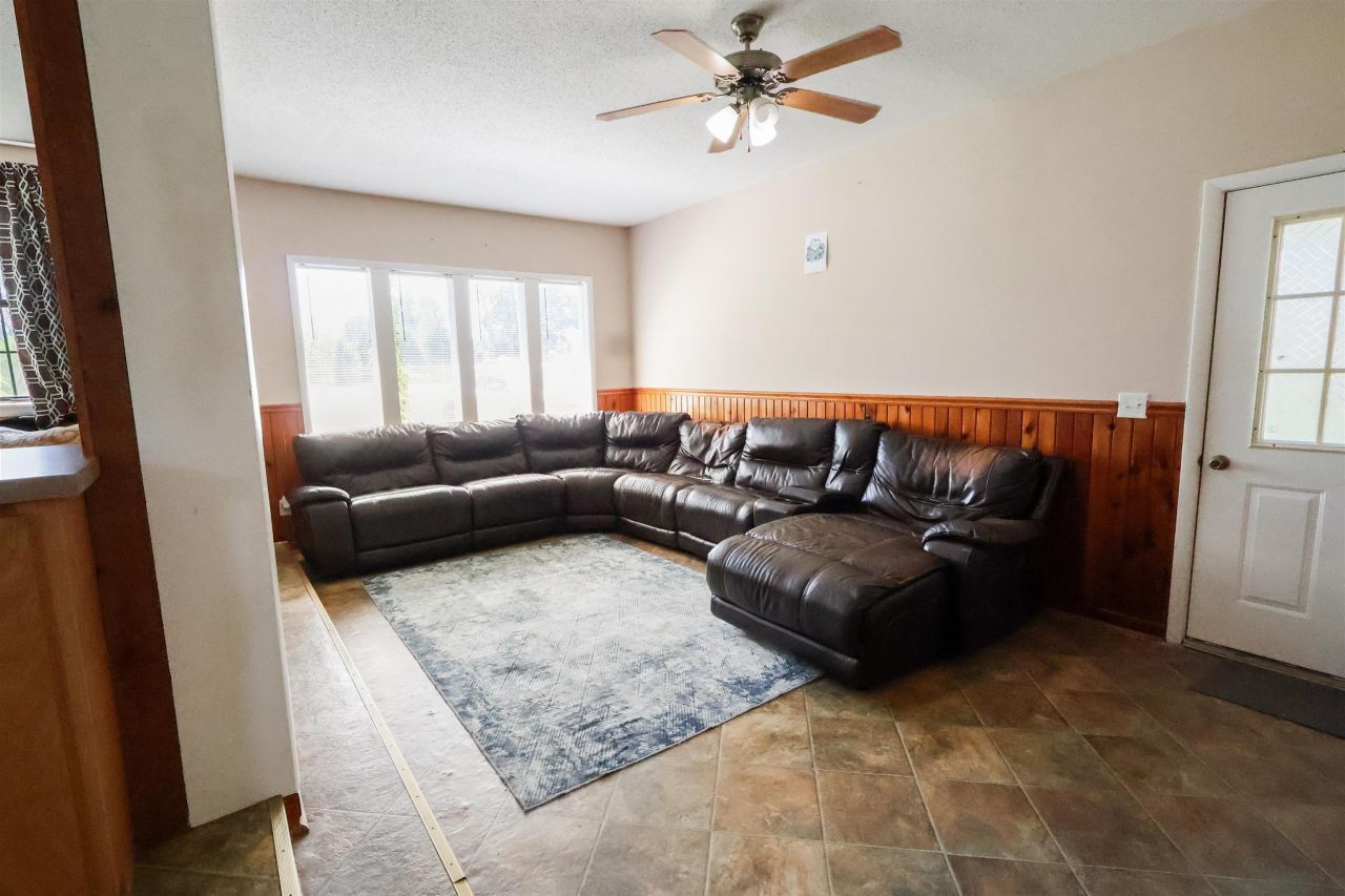 12708 NW Pea Ridge Road, Bristol, FL 32321 Photo