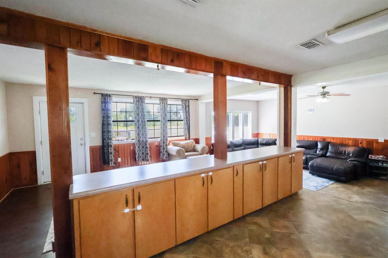 12708 NW Pea Ridge Road, Bristol, FL 32321 Photo