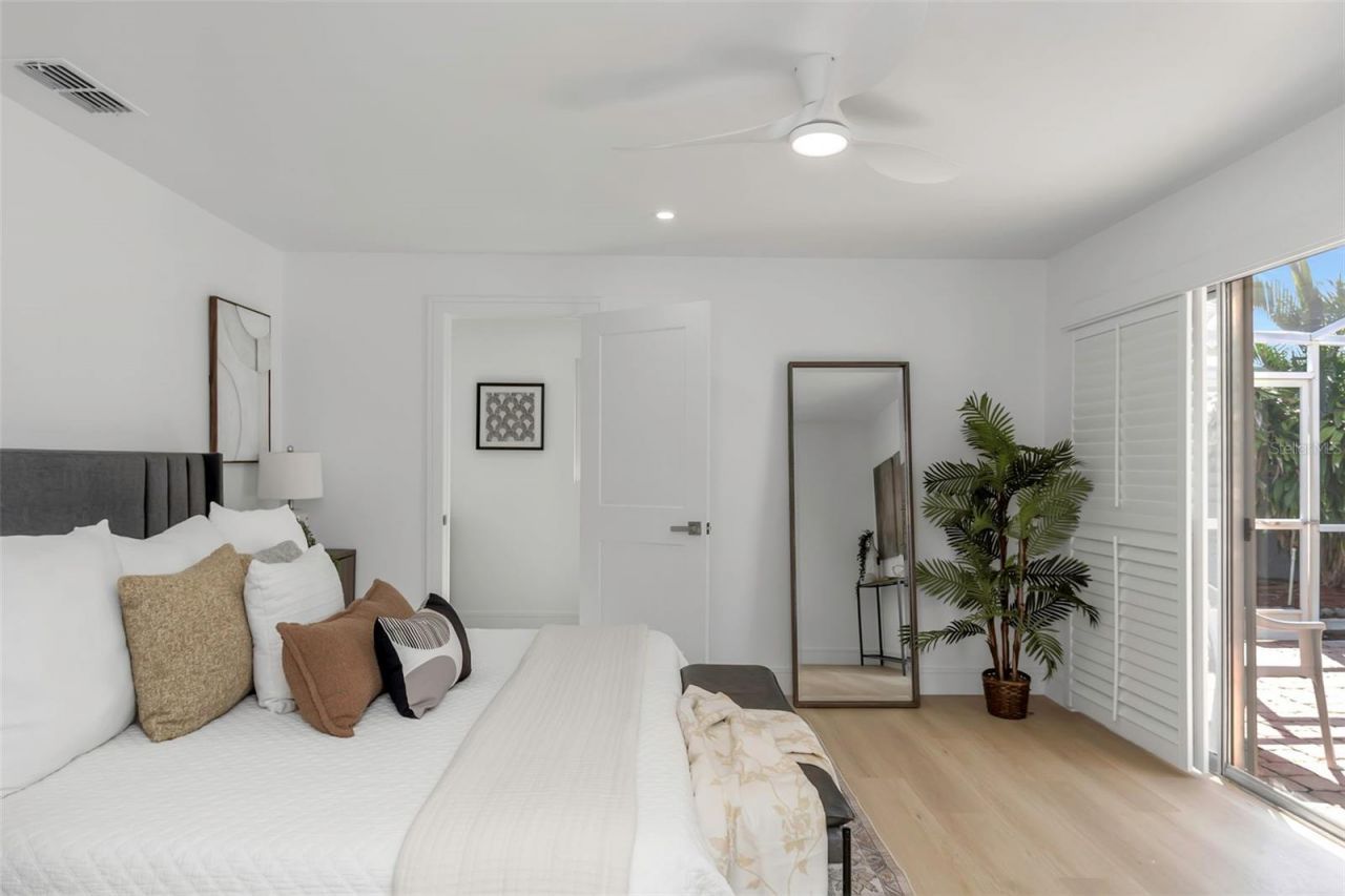 220 Driftwood Drive S, Palm Harbor, FL 34683 Photo