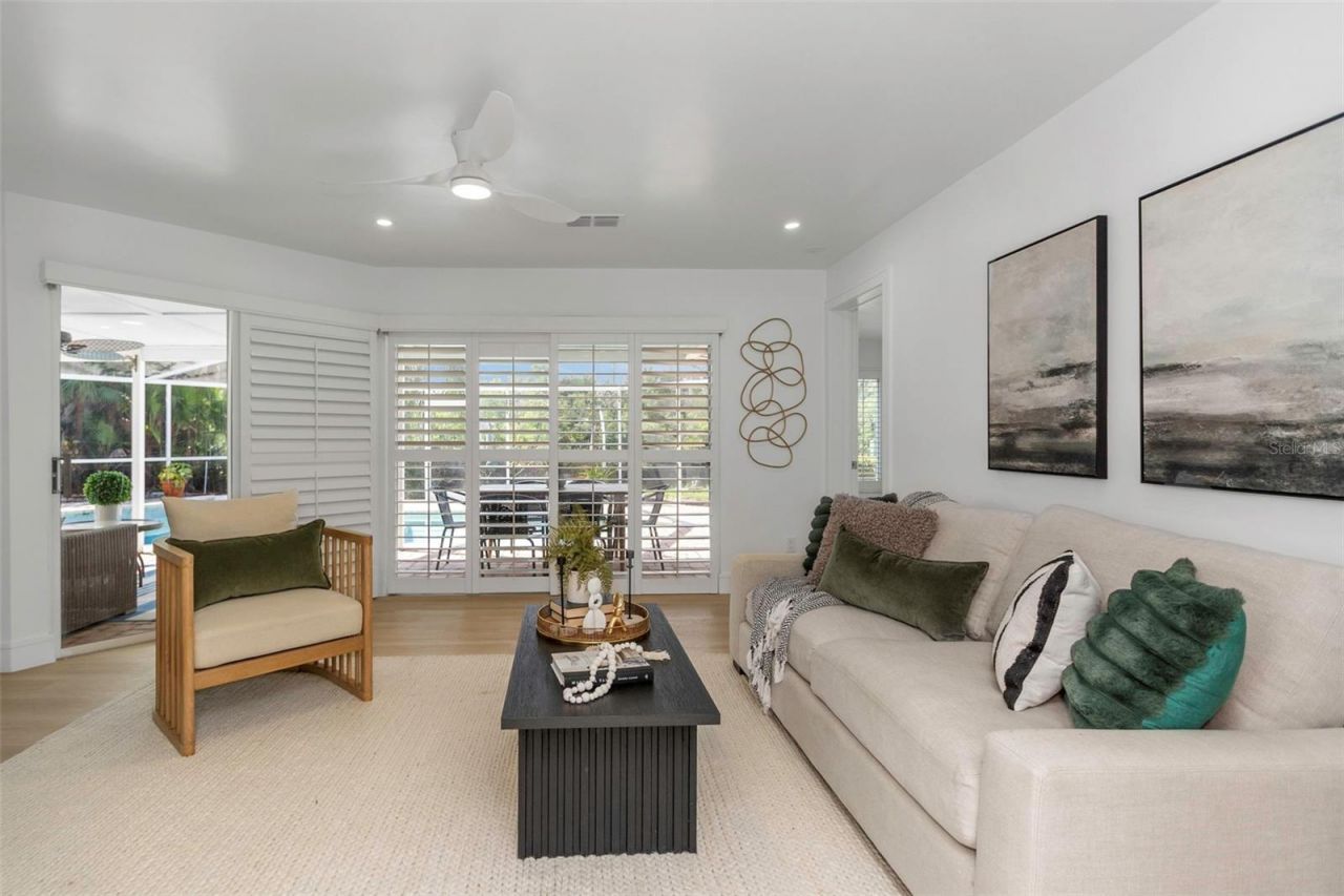 220 Driftwood Drive S, Palm Harbor, FL 34683 Photo