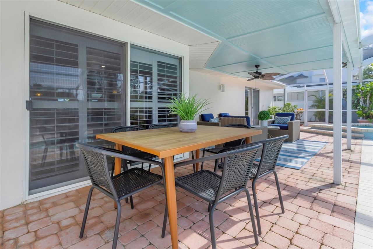 220 Driftwood Drive S, Palm Harbor, FL 34683 Photo
