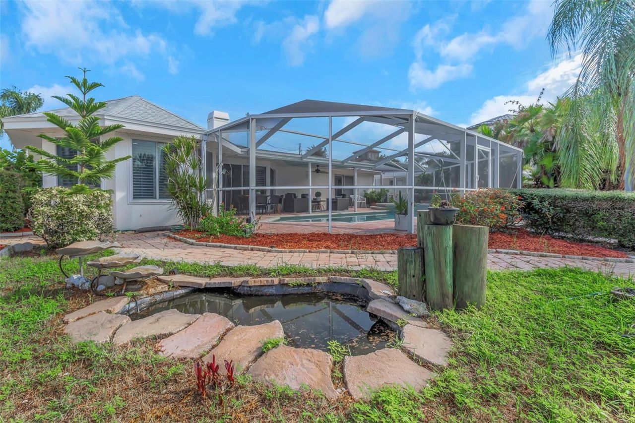 220 Driftwood Drive S, Palm Harbor, FL 34683 Photo