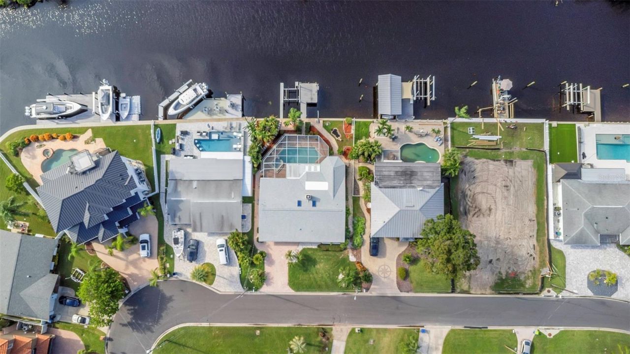 220 Driftwood Drive S, Palm Harbor, FL 34683 Photo